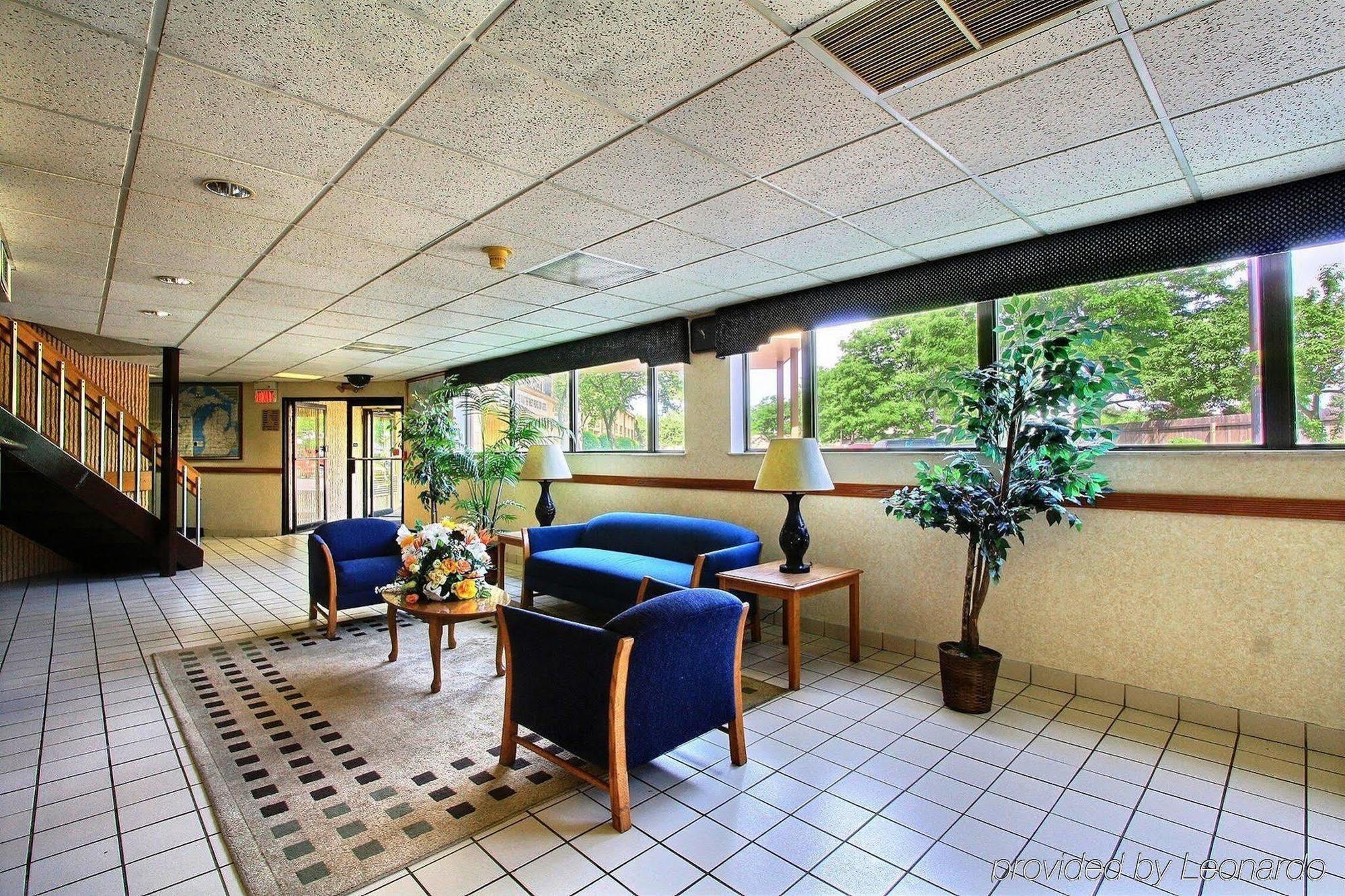 Days Inn & Suites By Wyndham Madison Heights Mi Interior foto